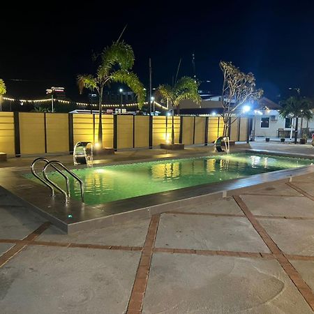 Dhania Cenang Beach Motel Pantai Cenang  Exterior foto