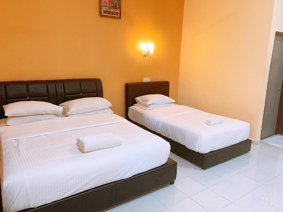 Dhania Cenang Beach Motel Pantai Cenang  Exterior foto