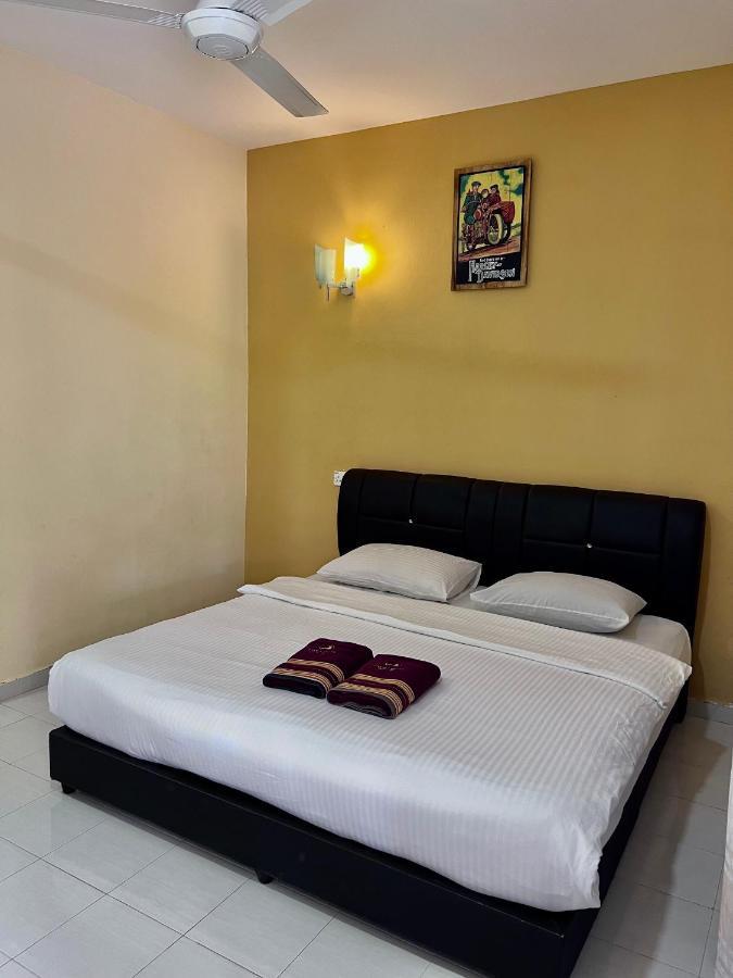 Dhania Cenang Beach Motel Pantai Cenang  Exterior foto