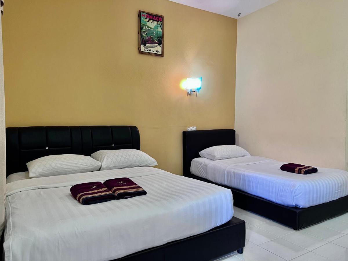 Dhania Cenang Beach Motel Pantai Cenang  Exterior foto